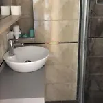 Karya فندق 3*