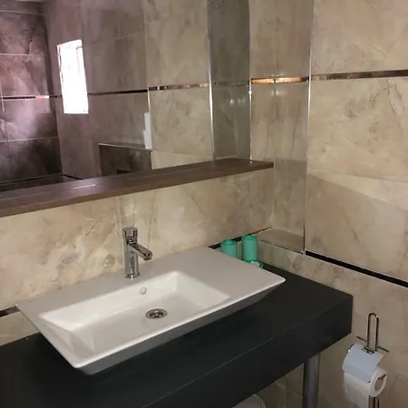 Отель Karya